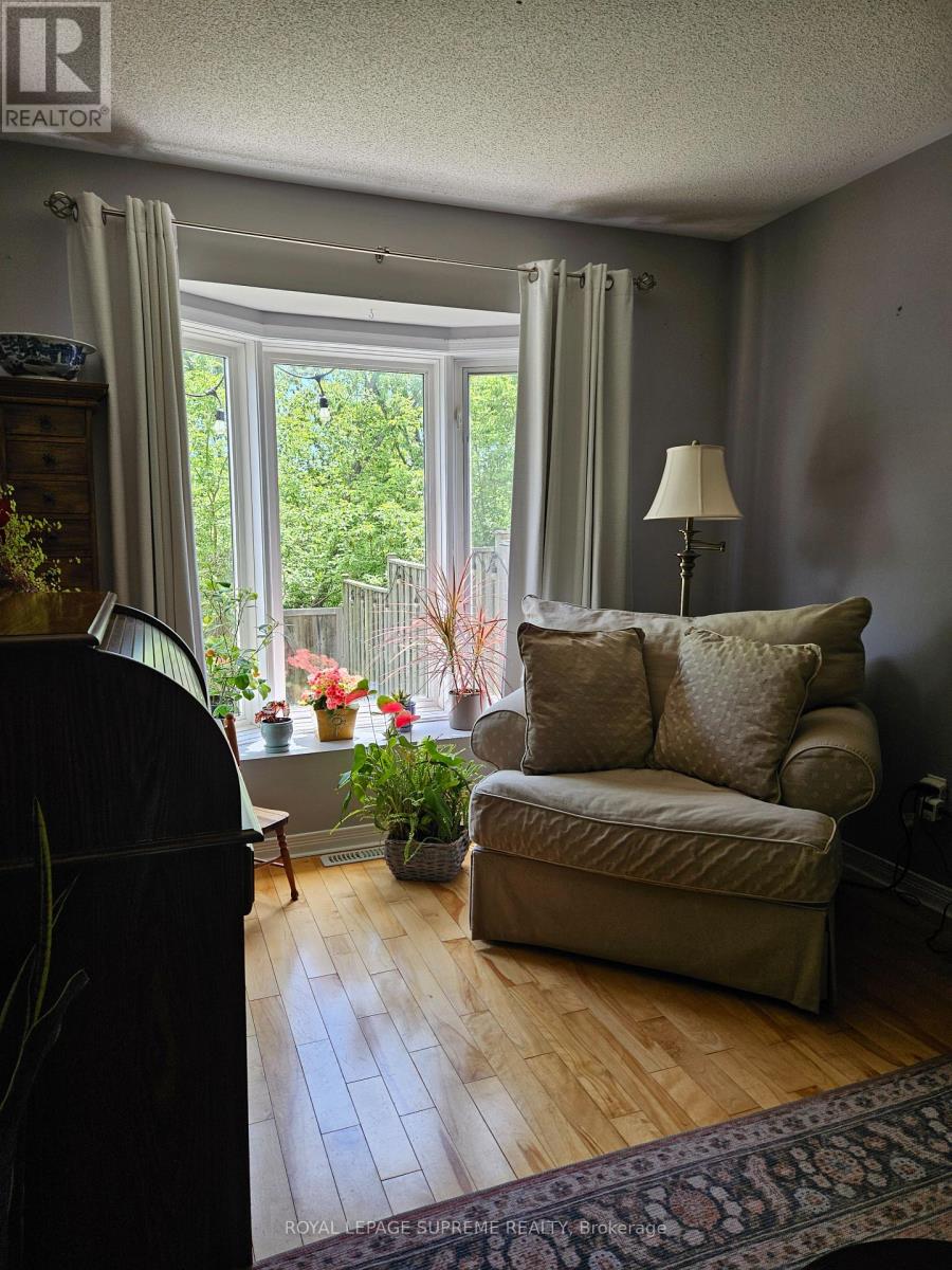 123 Trevino Circle, Barrie, Ontario  L4M 6T8 - Photo 7 - S13231736