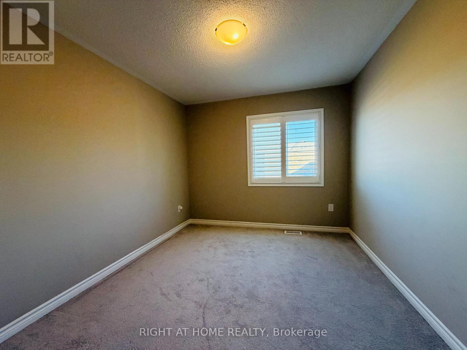 567 Bellflower Court, Milton, Ontario  L9E 1W5 - Photo 15 - W13231750