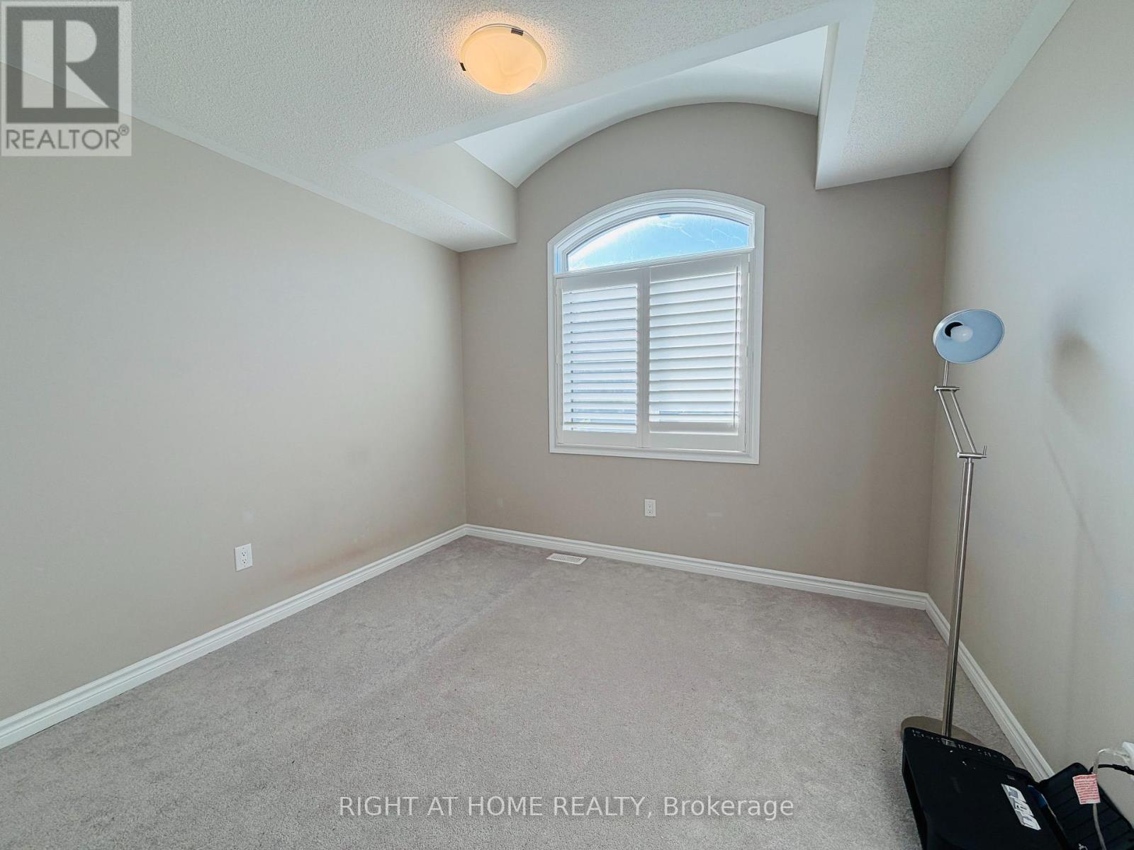 567 Bellflower Court, Milton, Ontario  L9E 1W5 - Photo 19 - W13231750