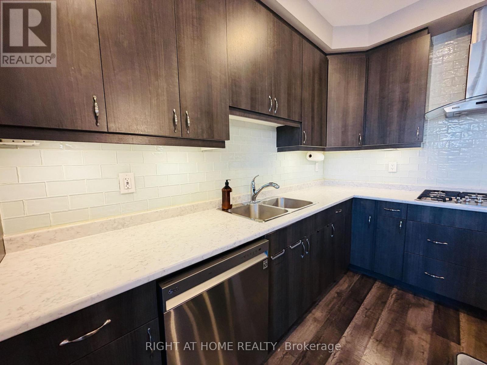 567 Bellflower Court, Milton, Ontario  L9E 1W5 - Photo 8 - W13231750
