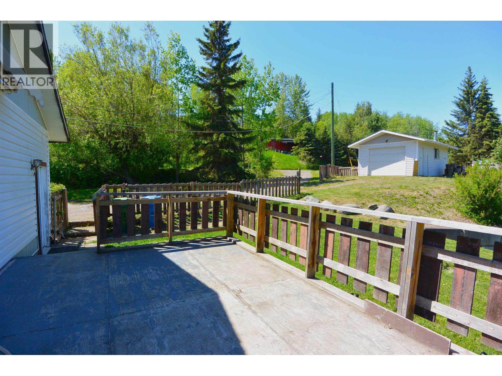 3686 Victoria Drive, Smithers, British Columbia  V0J 2N0 - Photo 6 - R3131477