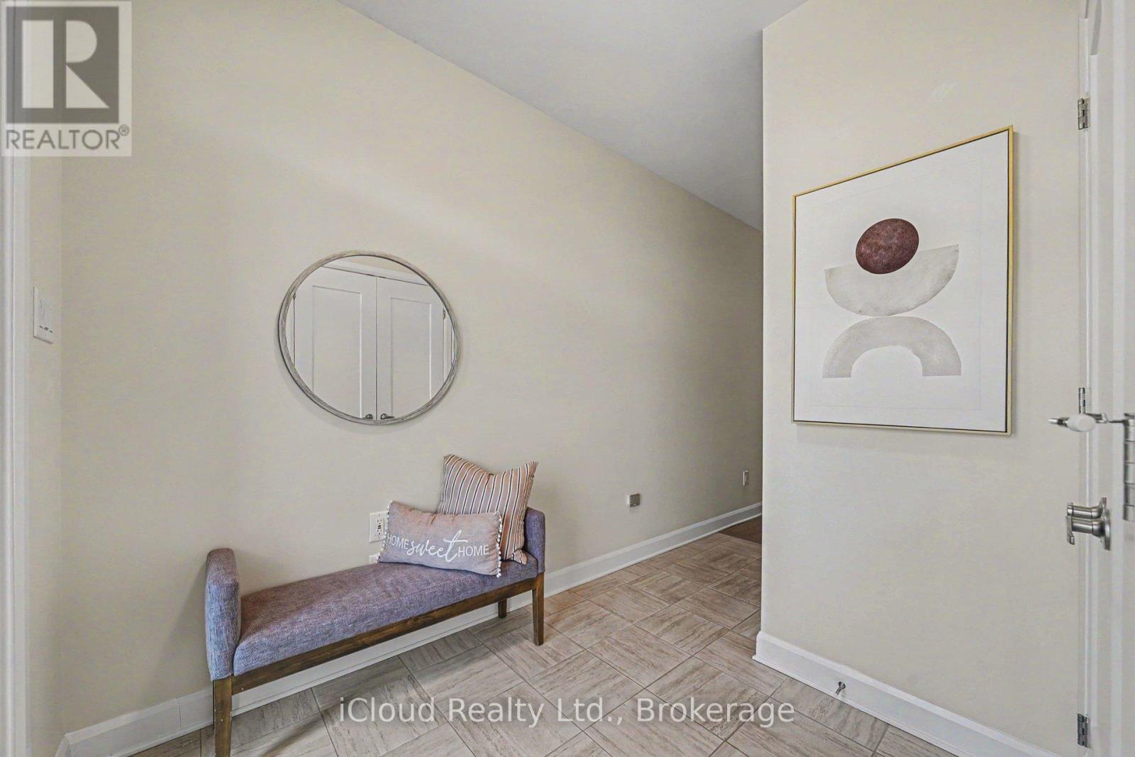 616 Moonflower Crescent, Ottawa, Ontario  K1T 0X8 - Photo 3 - X13231334