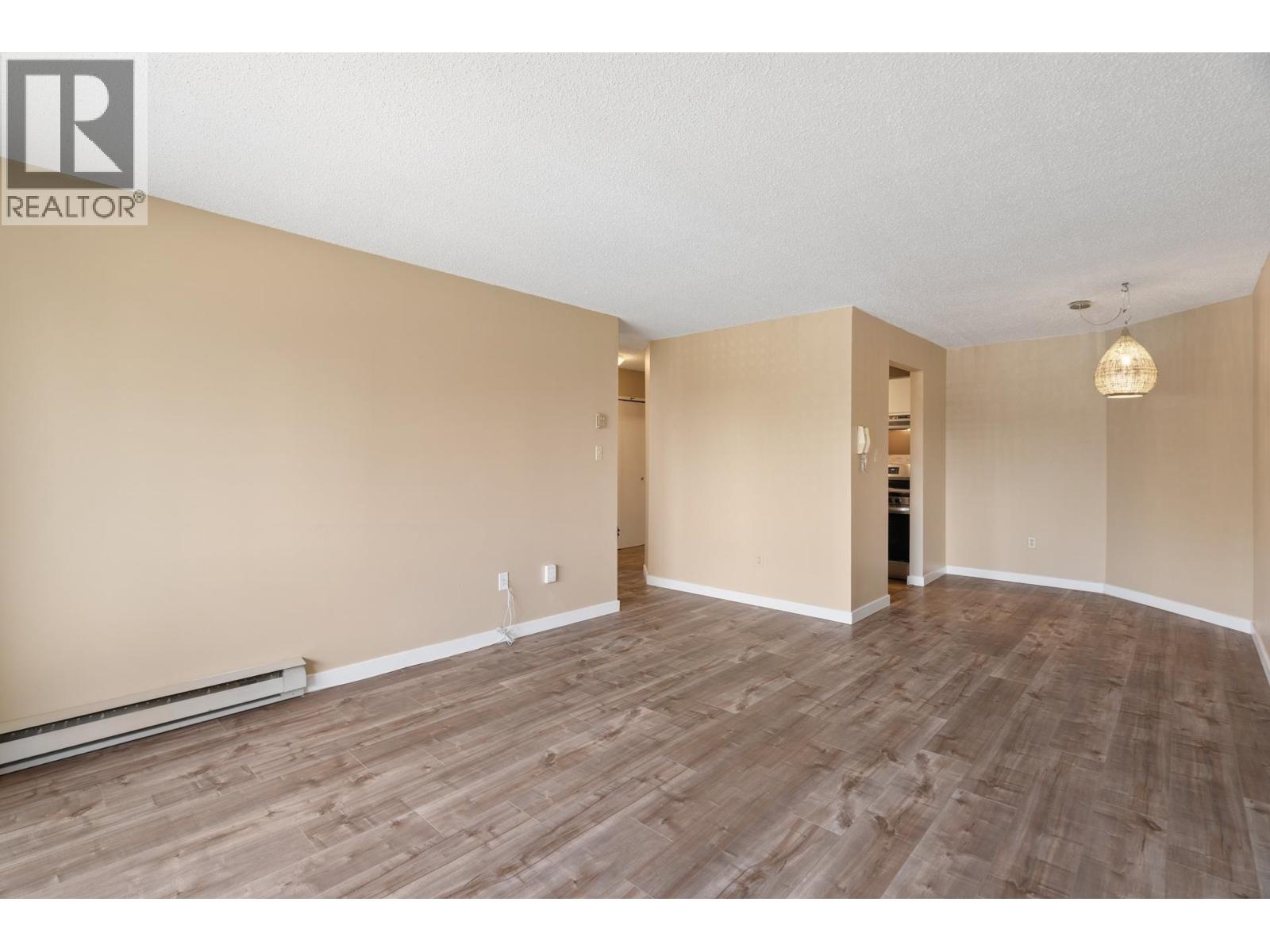 409 340 Ginger Drive, New Westminster, British Columbia  V3L 5L7 - Photo 5 - R3130271