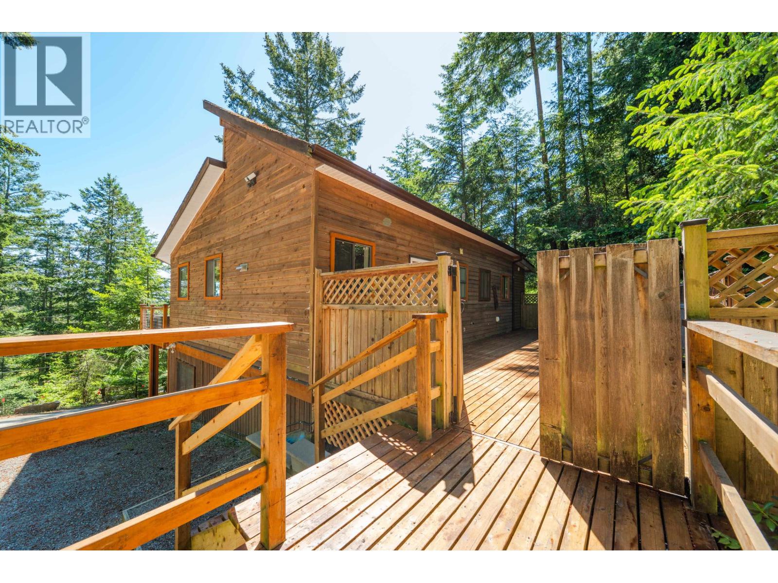 715 Fernhill Road, Mayne Island, British Columbia  V0N 2J2 - Photo 19 - R3131399