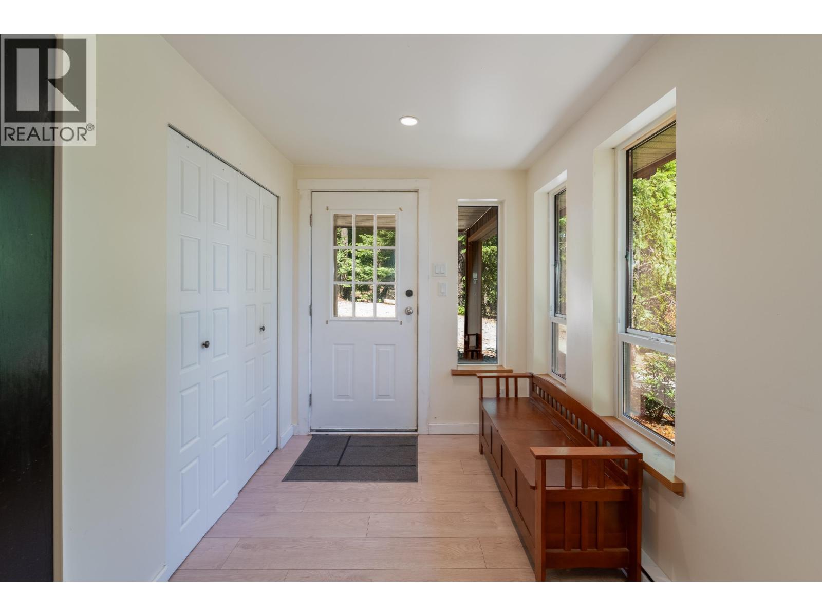 715 Fernhill Road, Mayne Island, British Columbia  V0N 2J2 - Photo 21 - R3131399