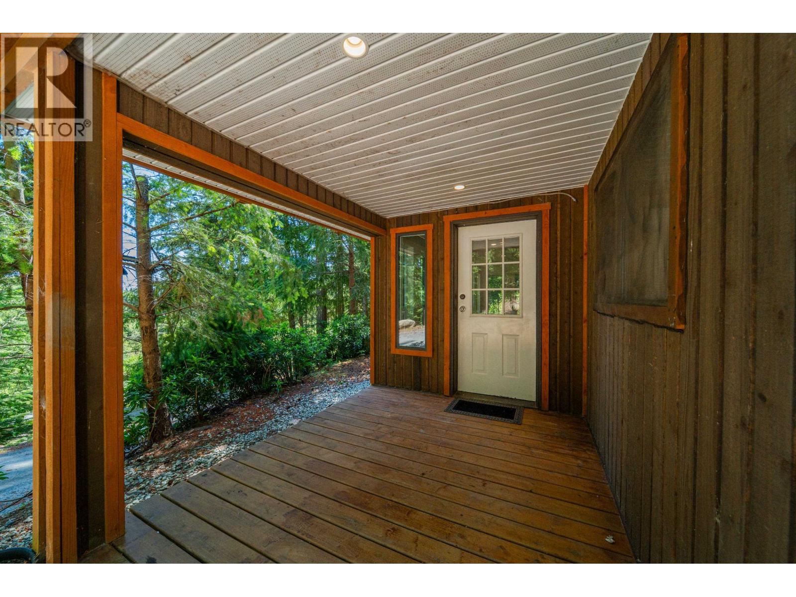 715 Fernhill Road, Mayne Island, British Columbia  V0N 2J2 - Photo 20 - R3131399