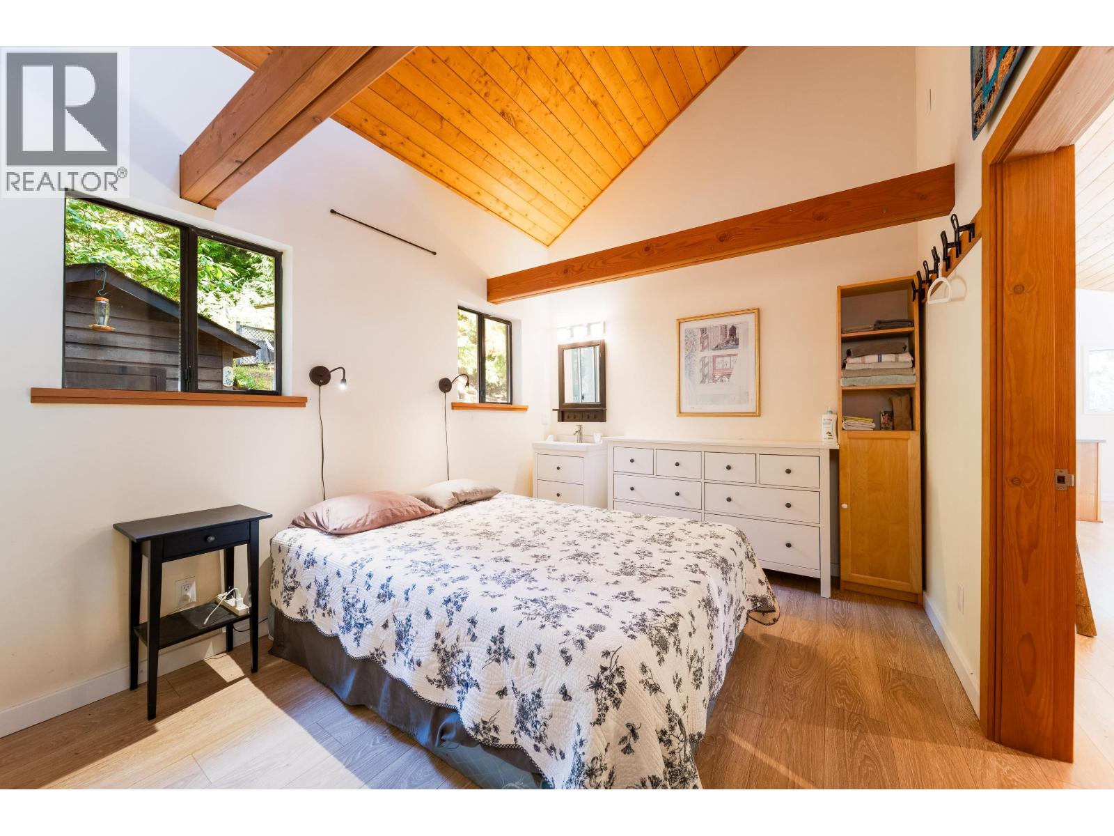 715 Fernhill Road, Mayne Island, British Columbia  V0N 2J2 - Photo 14 - R3131399