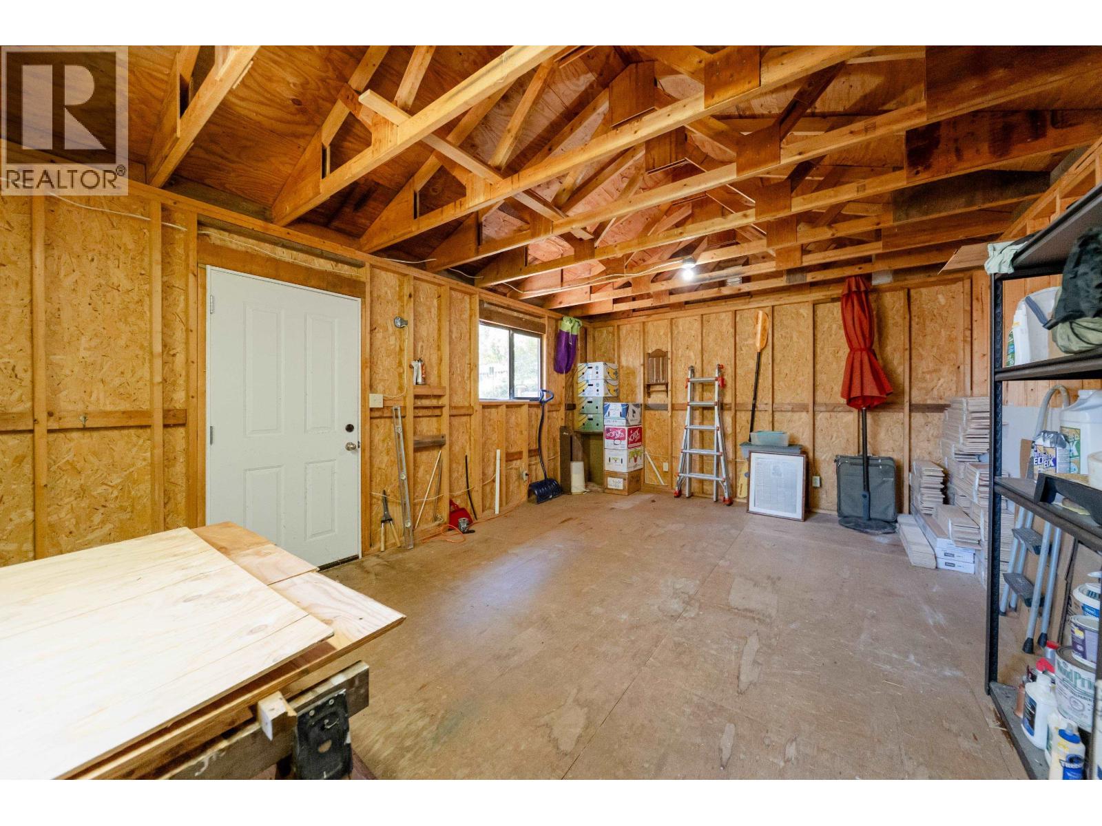 715 Fernhill Road, Mayne Island, British Columbia  V0N 2J2 - Photo 35 - R3131399