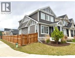 3 Sunrise Heights, Cochrane, Alberta