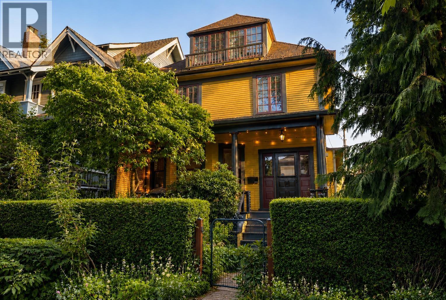 1746 William Street, Vancouver, British Columbia  V5L 2R4 - Photo 1 - R3131476
