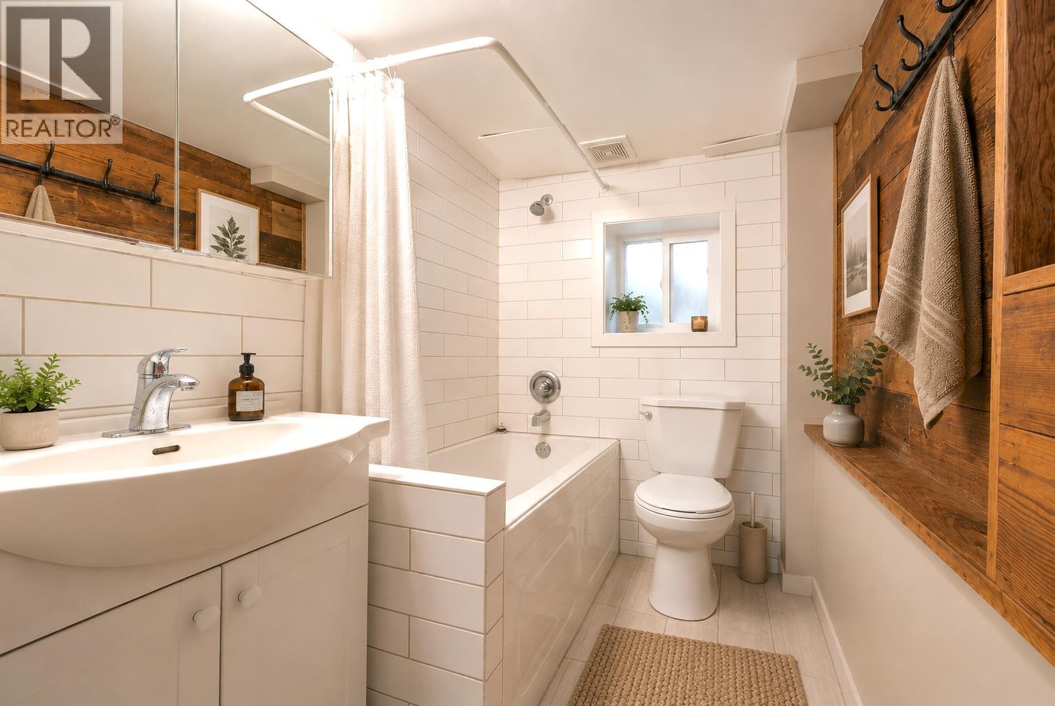 1746 William Street, Vancouver, British Columbia  V5L 2R4 - Photo 35 - R3131476