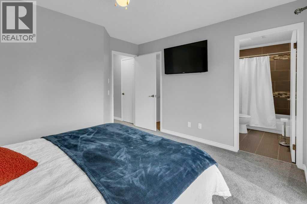 42 River Rock Green Se, Calgary, Alberta  T2C 4C2 - Photo 18 - A2311569