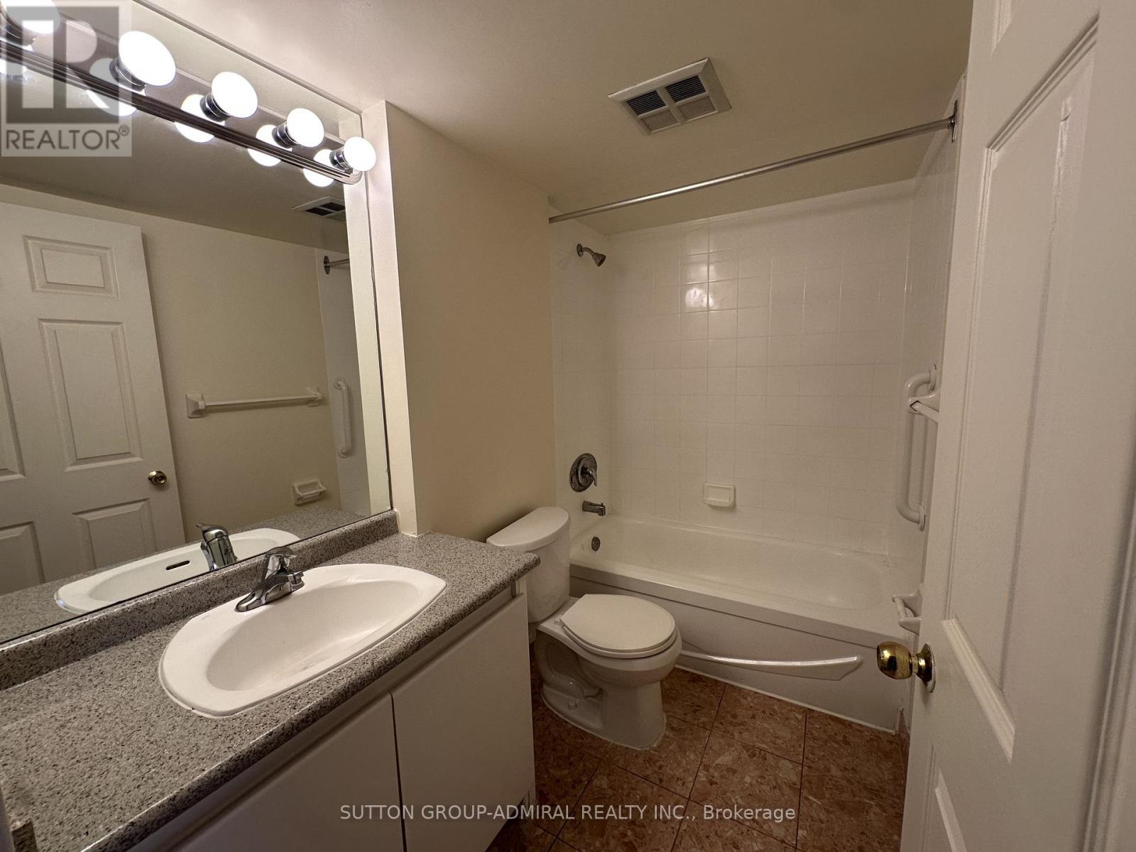 1503 - 736 Bay Street, Toronto, Ontario  M5G 2M4 - Photo 2 - C13231764
