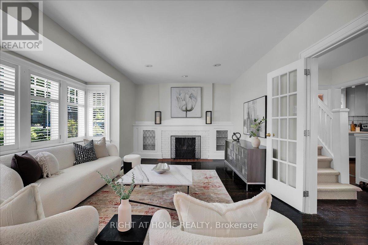428 Briar Hill Avenue, Toronto, Ontario  M5N 1M7 - Photo 7 - C13231794