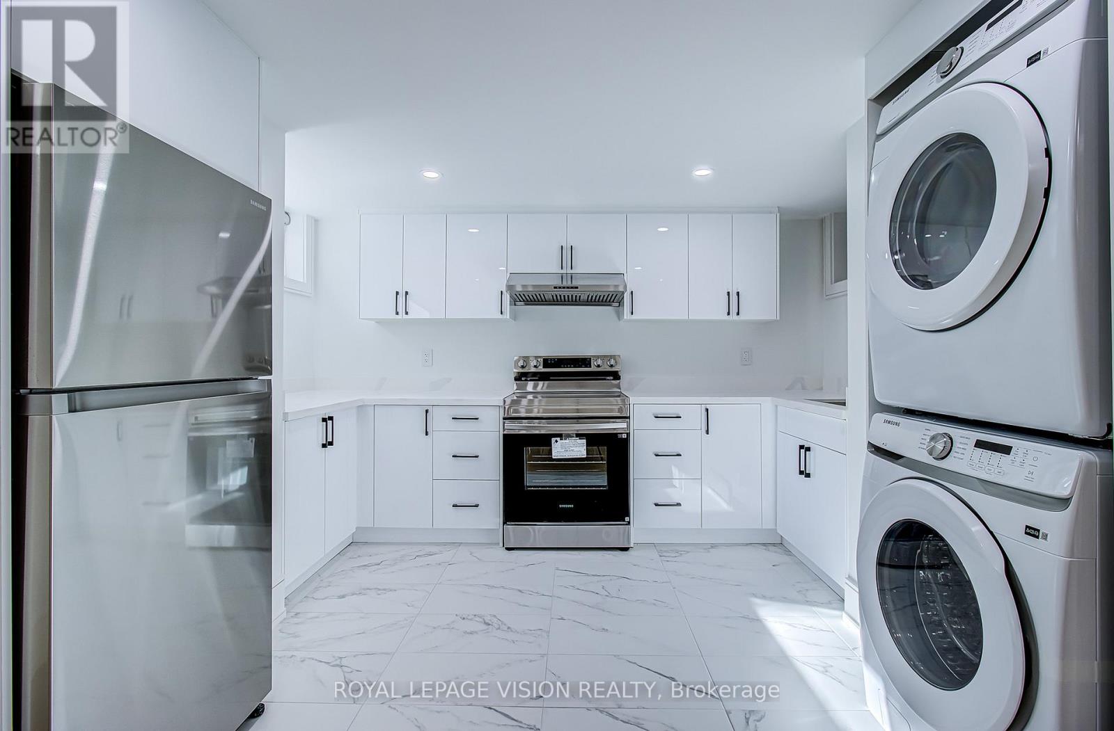 22 Anson Avenue, Toronto, Ontario  M1M 1X3 - Photo 6 - E13231752