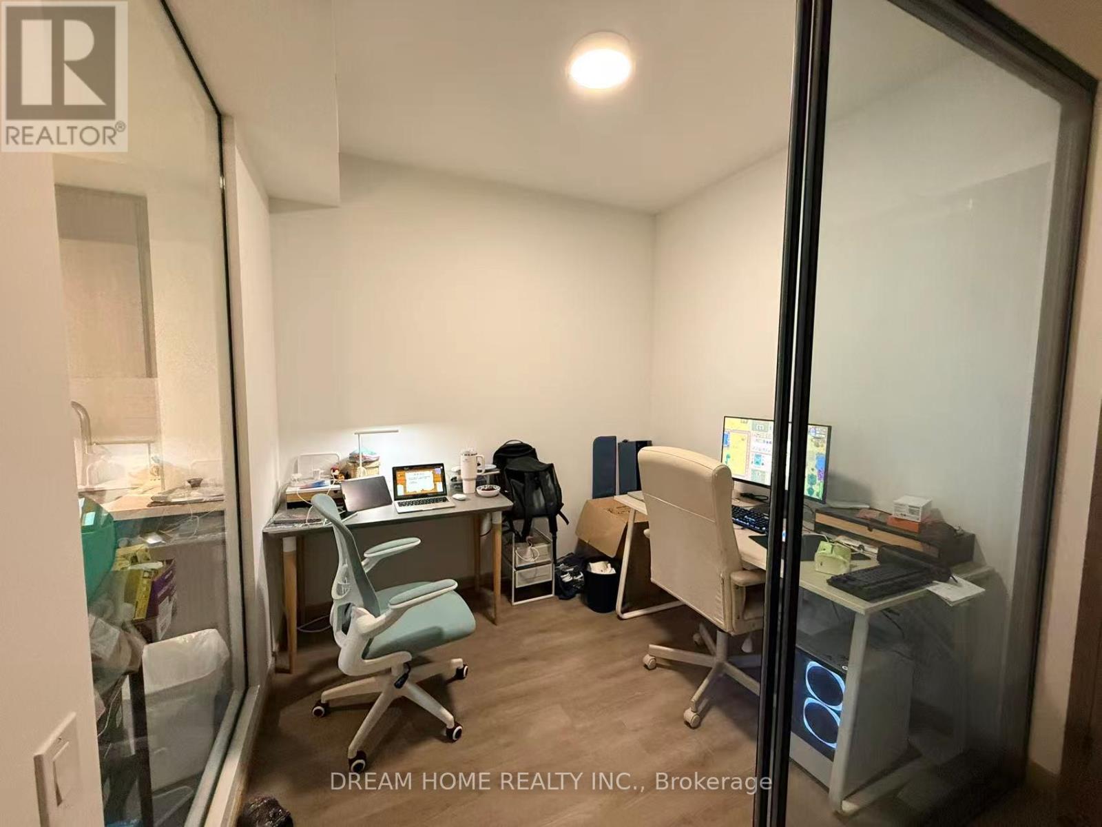 715 - 3429 Sheppard Avenue E, Toronto, Ontario  M1T 3K5 - Photo 3 - E13231790