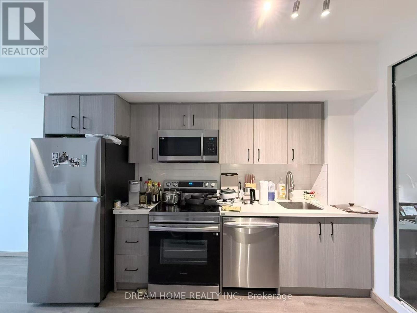715 - 3429 Sheppard Avenue E, Toronto, Ontario  M1T 3K5 - Photo 4 - E13231790