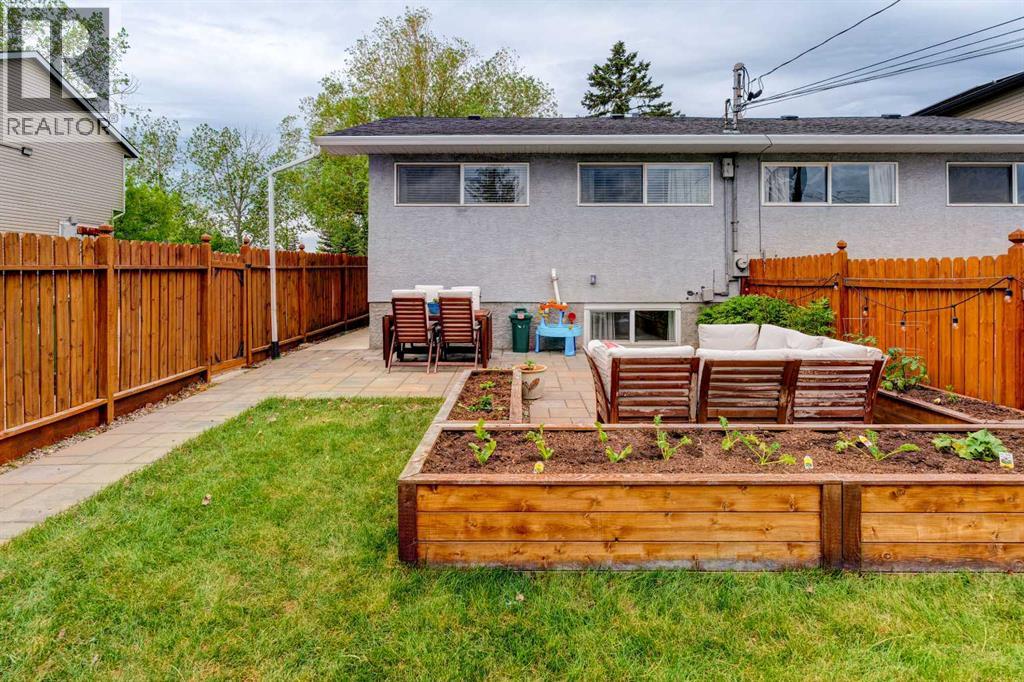 1618 43 Street Sw, Calgary, Alberta  T3C 2A4 - Photo 39 - A2313975