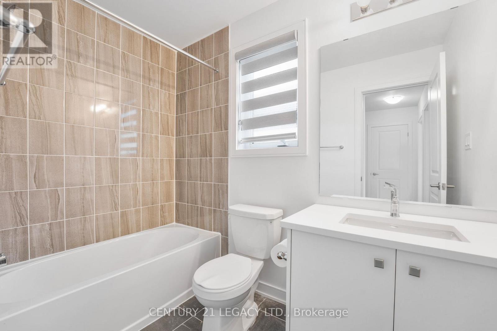 131 Blue Frst Crescent, Barrie (Innis-Shore), Ontario  L9J 0N5 - Photo 19 - S13231766