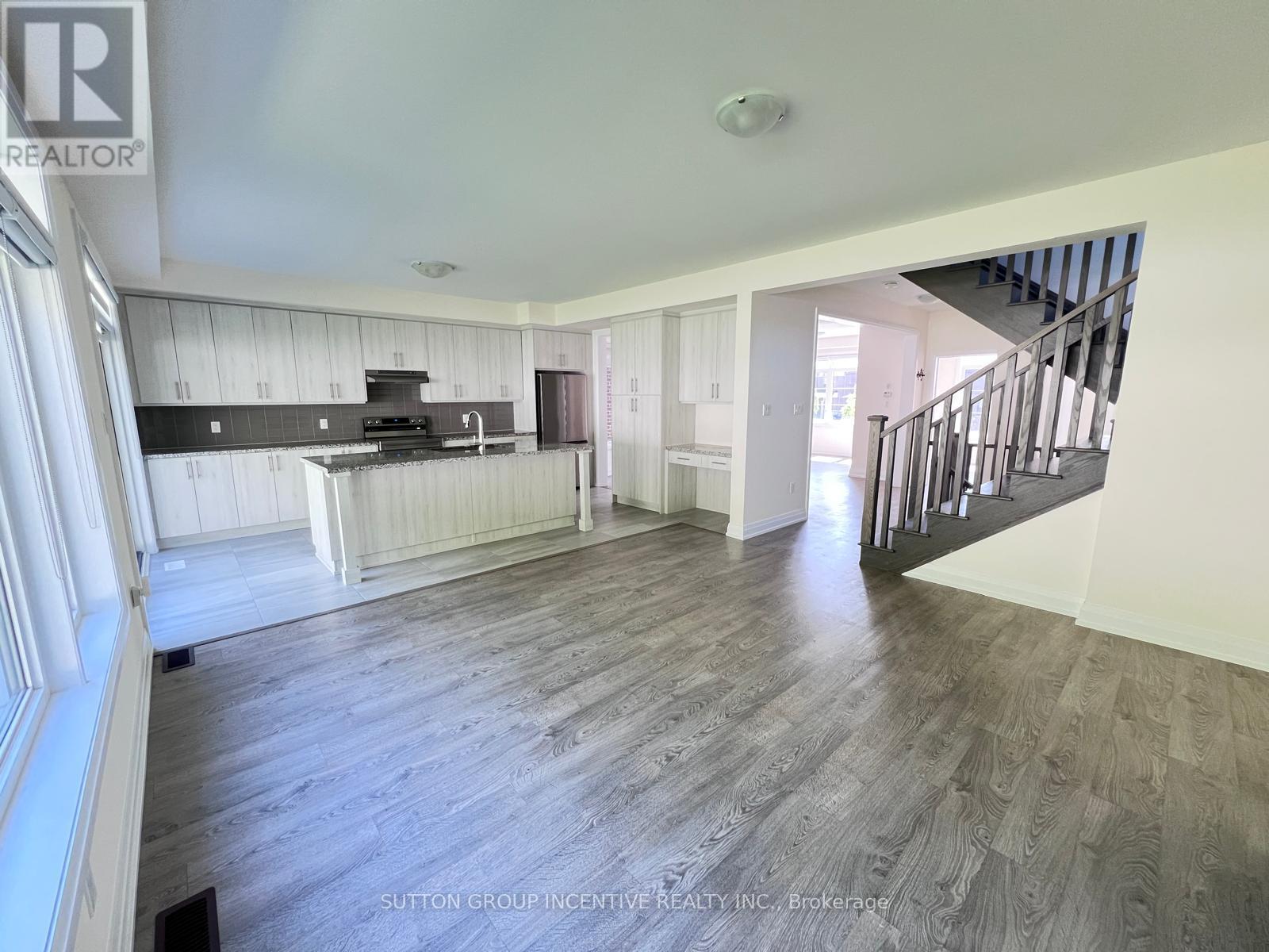 47 Bearberry Road, Springwater, Ontario  L9X 2E1 - Photo 11 - S13231782