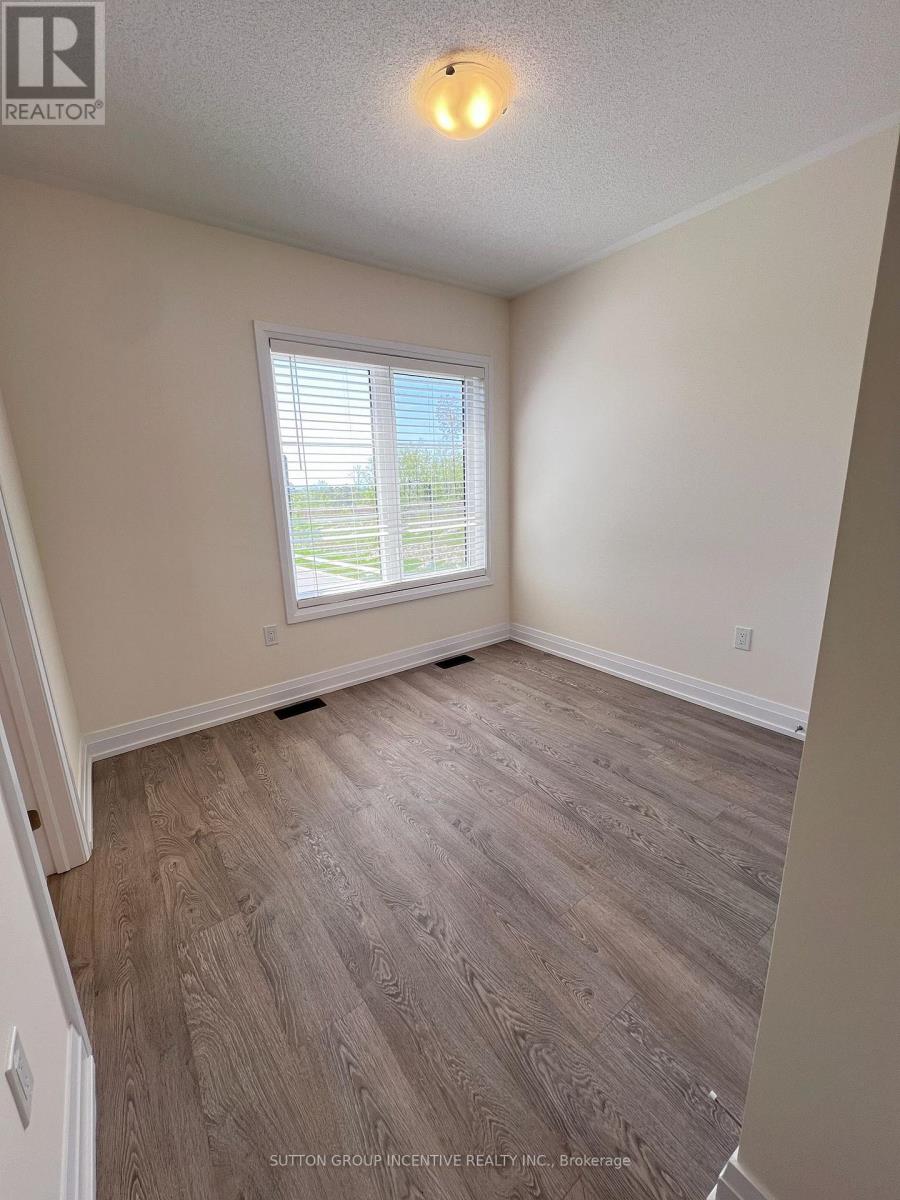 47 Bearberry Road, Springwater, Ontario  L9X 2E1 - Photo 22 - S13231782