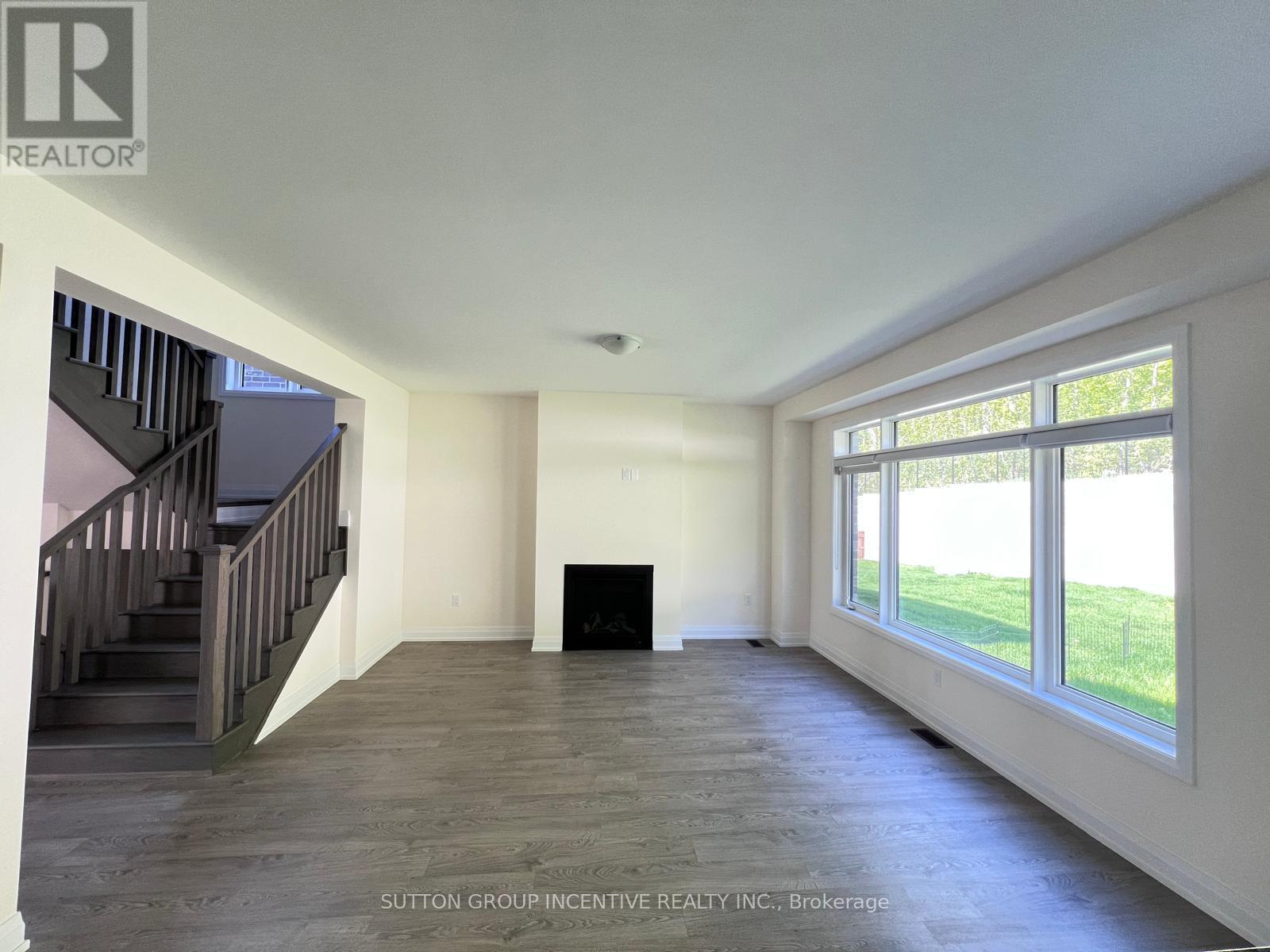 47 Bearberry Road, Springwater, Ontario  L9X 2E1 - Photo 7 - S13231782