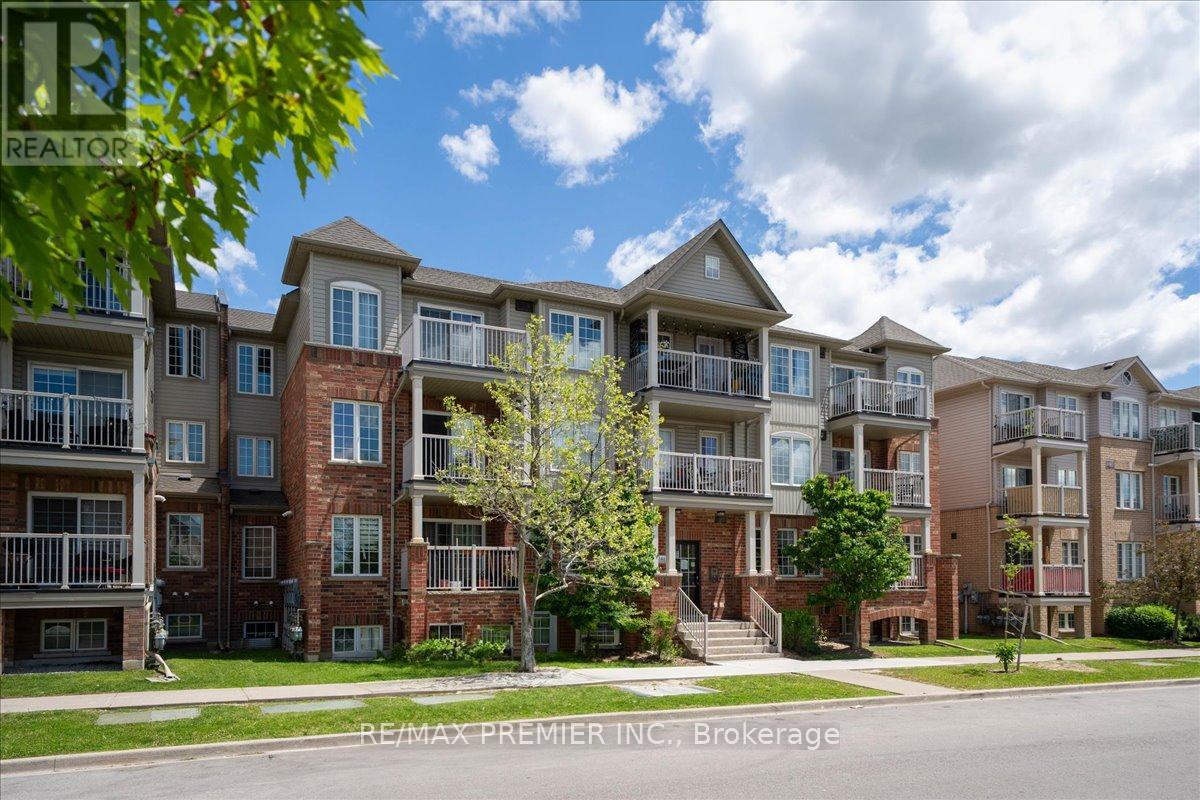 8 - 141 Isaac Devins Boulevard, Toronto, Ontario  M9M 0C4 - Photo 4 - W13231758