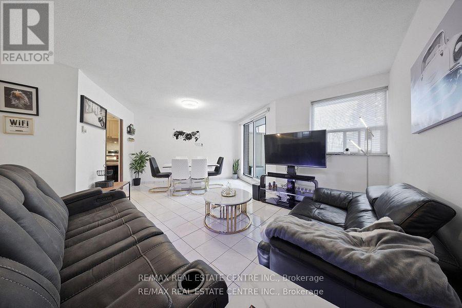 207 - 3577 Derry Road, Mississauga, Ontario  L4T 1B3 - Photo 12 - W13231818