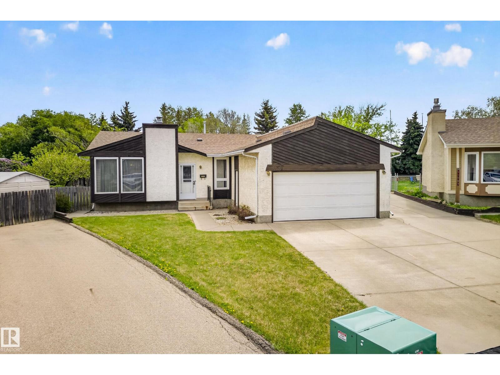 11903 138 Av Nw, Edmonton, Alberta  T5X 4K1 - Photo 3 - E4491399