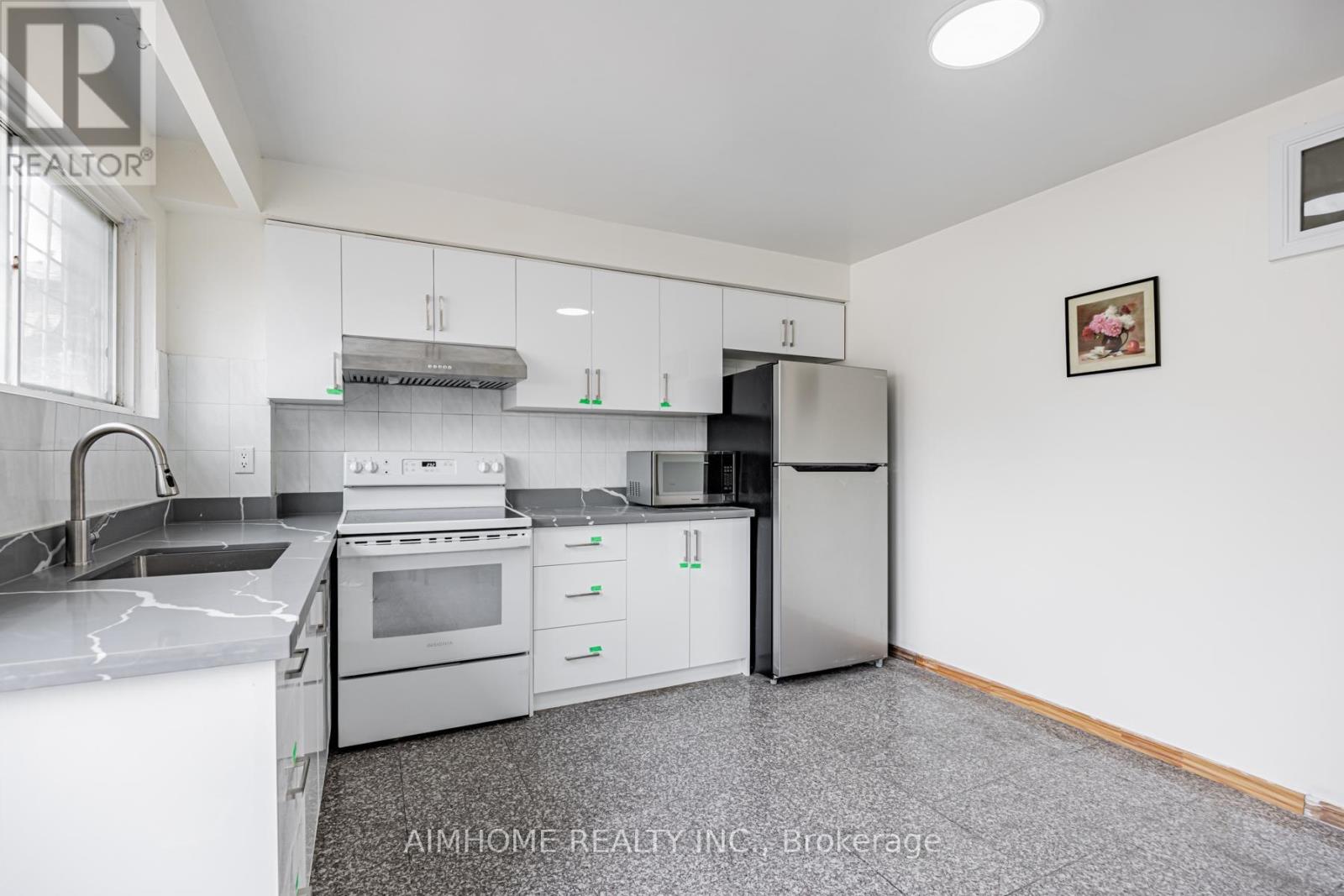 2c - 144 Wolseley Street, Toronto, Ontario  M6J 3R4 - Photo 5 - C13231880