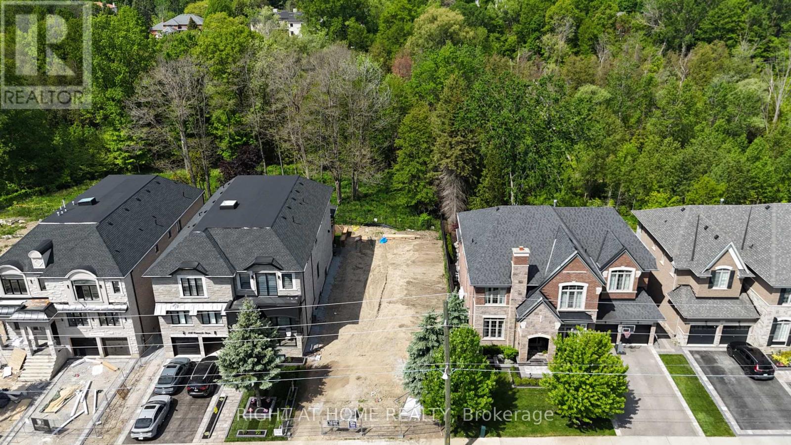 860 RIVERSIDE DRIVE, Ajax, Ontario
