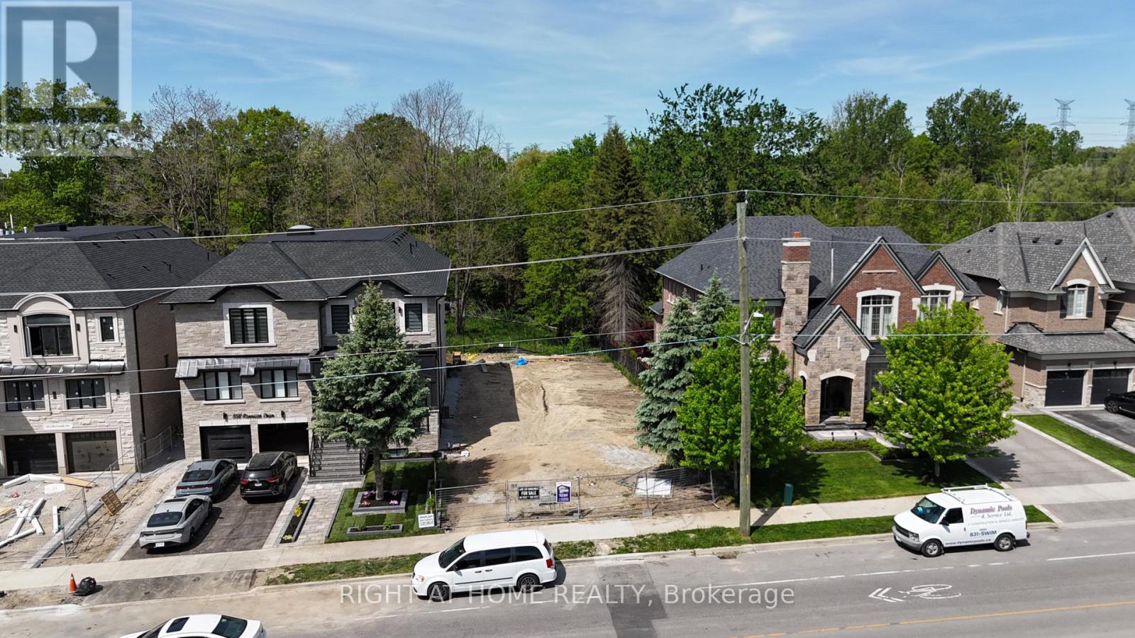 860 Riverside Drive, Ajax, Ontario  L1T 3S2 - Photo 5 - E13231846