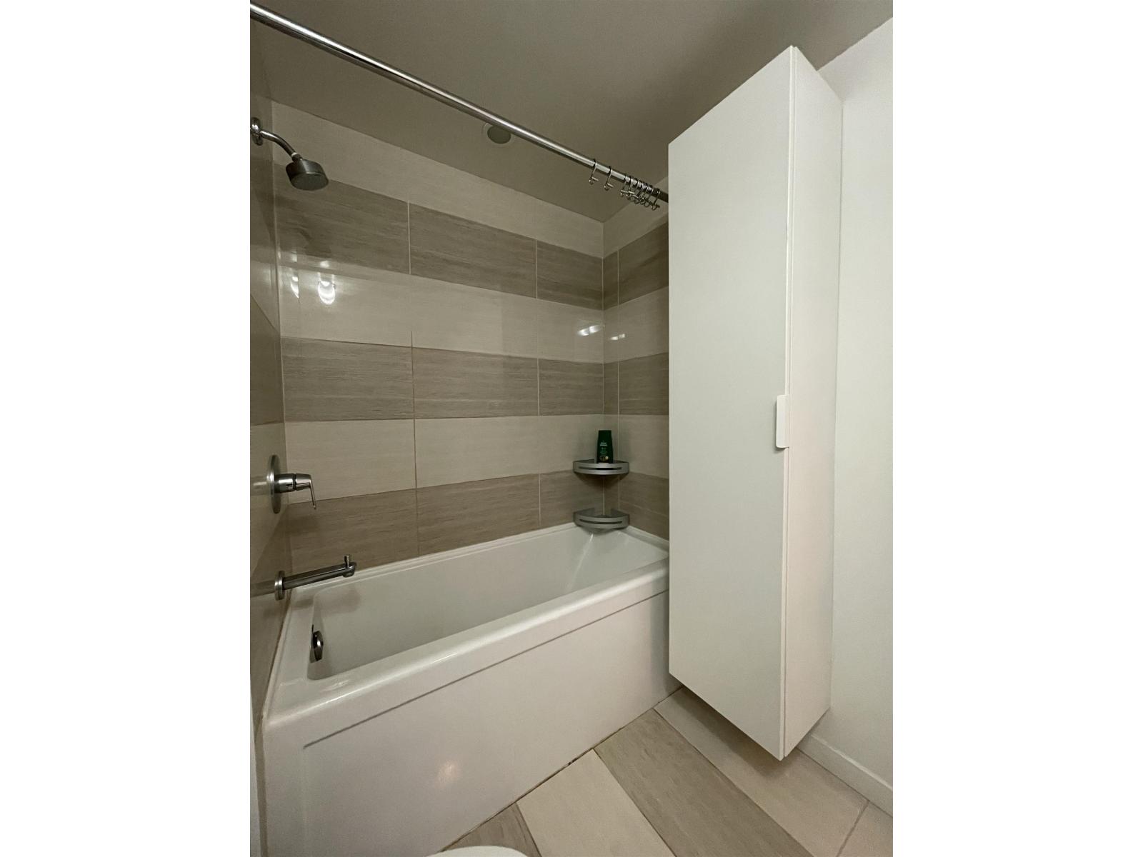 1507 13308 Central Avenue, Surrey, British Columbia  V3T 0M4 - Photo 7 - R3128925