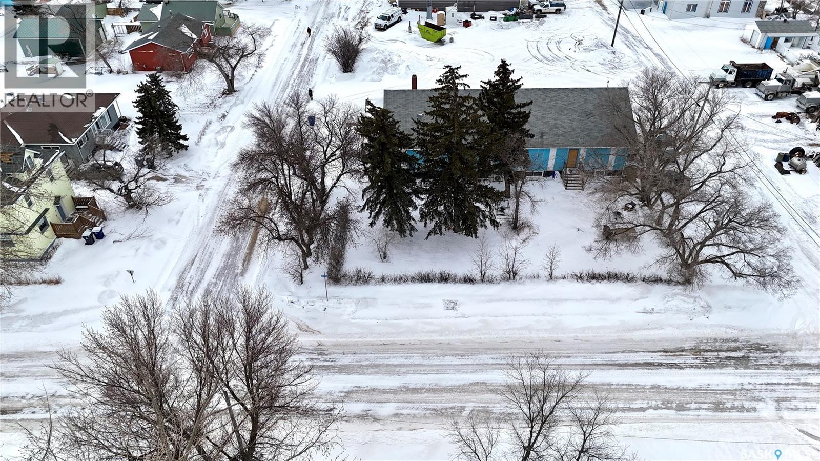 143 Aberdeen Street, Elbow, Saskatchewan  S0H 1J0 - Photo 9 - SK029163