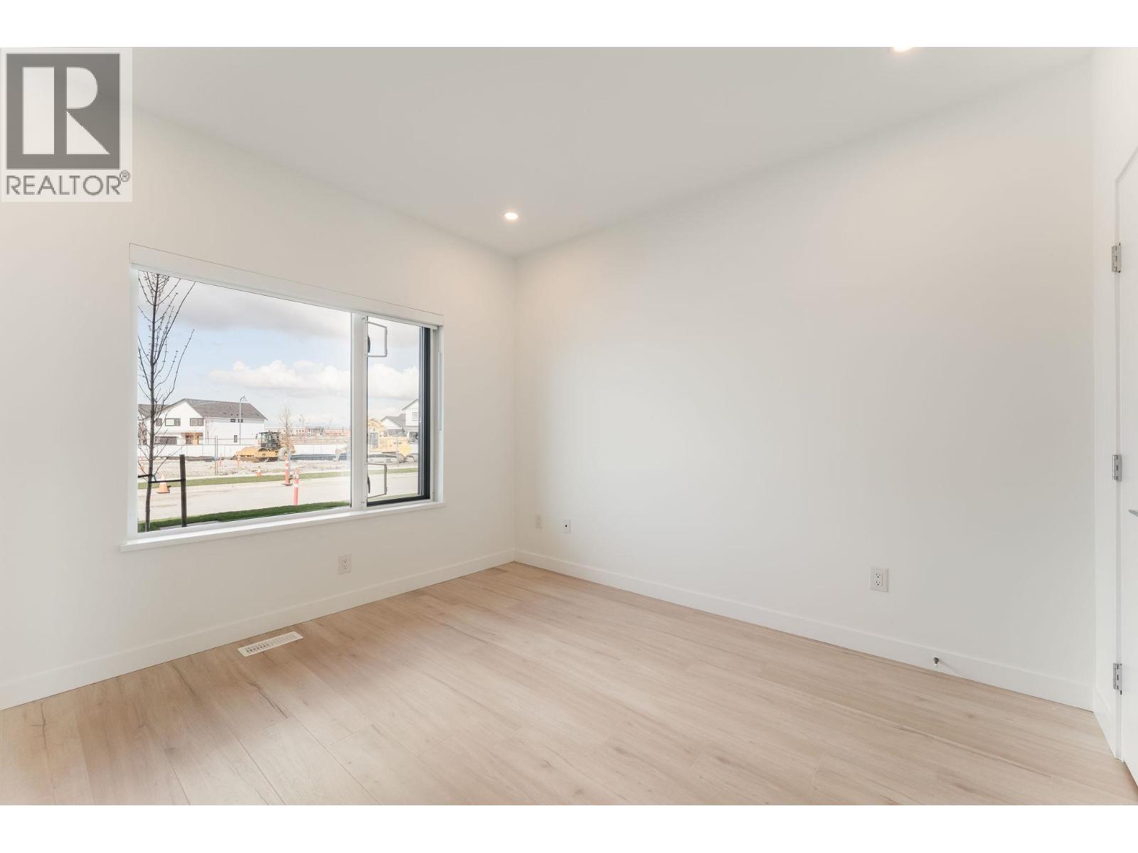 2488 Alder Way, Tsawwassen, British Columbia  V4M 0G8 - Photo 9 - R3084884