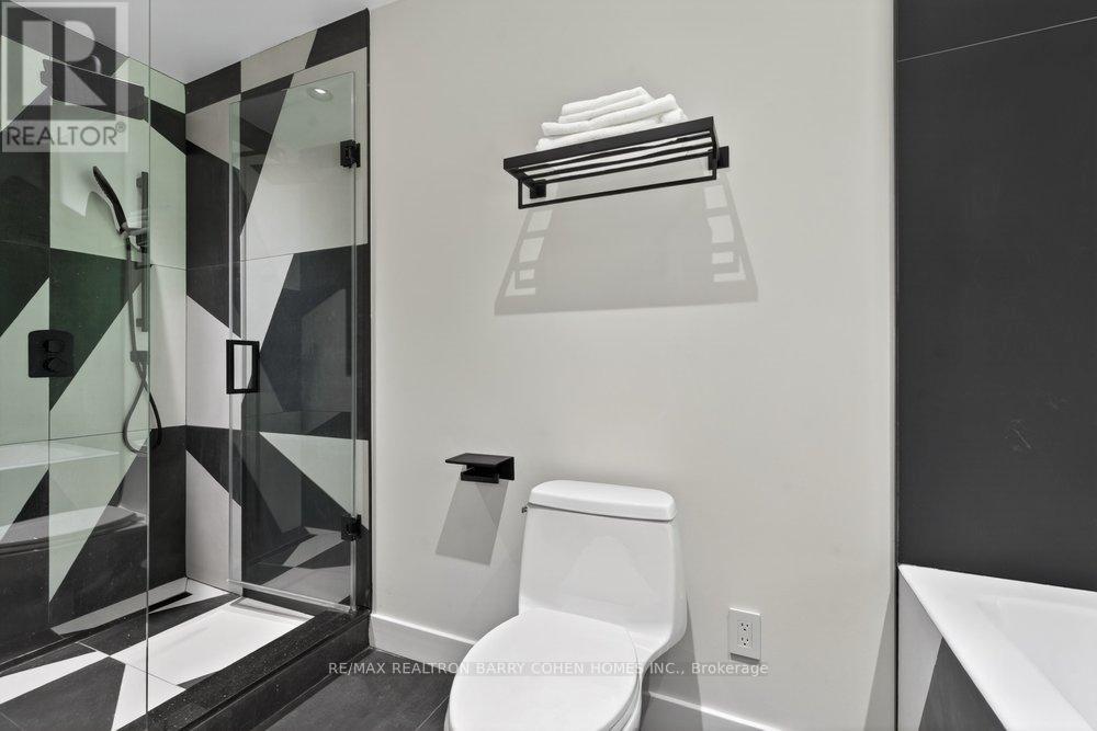 11 Saguenay Avenue, Toronto, Ontario  M5N 2Y5 - Photo 21 - C13209176