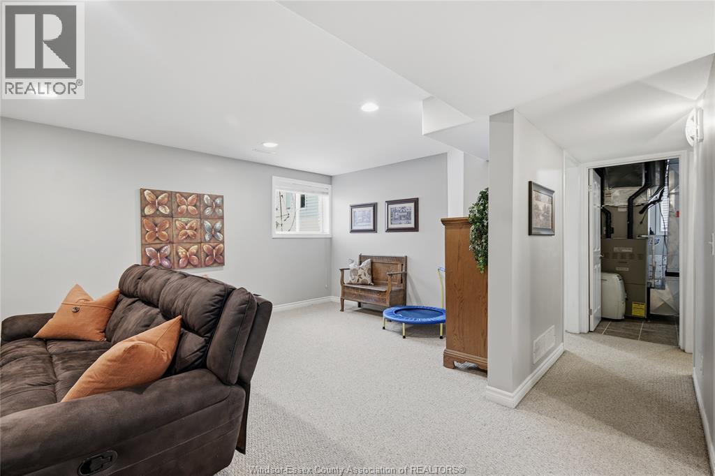 2287 Northway Ave, Windsor, Ontario  N9B 3Y3 - Photo 35 - 26012597