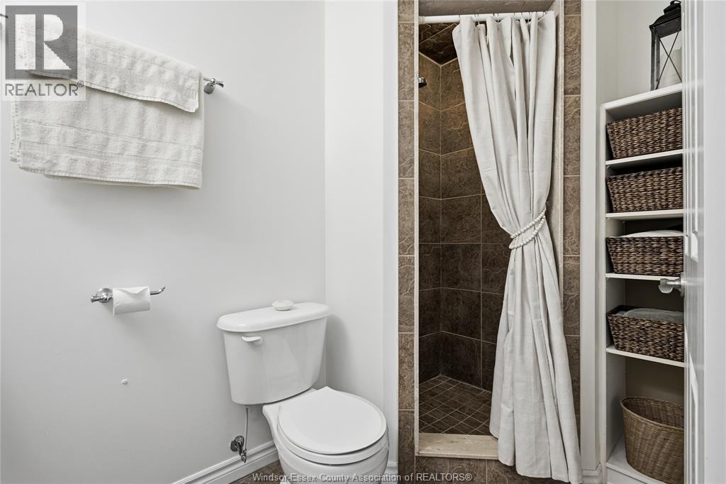 2287 Northway Ave, Windsor, Ontario  N9B 3Y3 - Photo 38 - 26012597