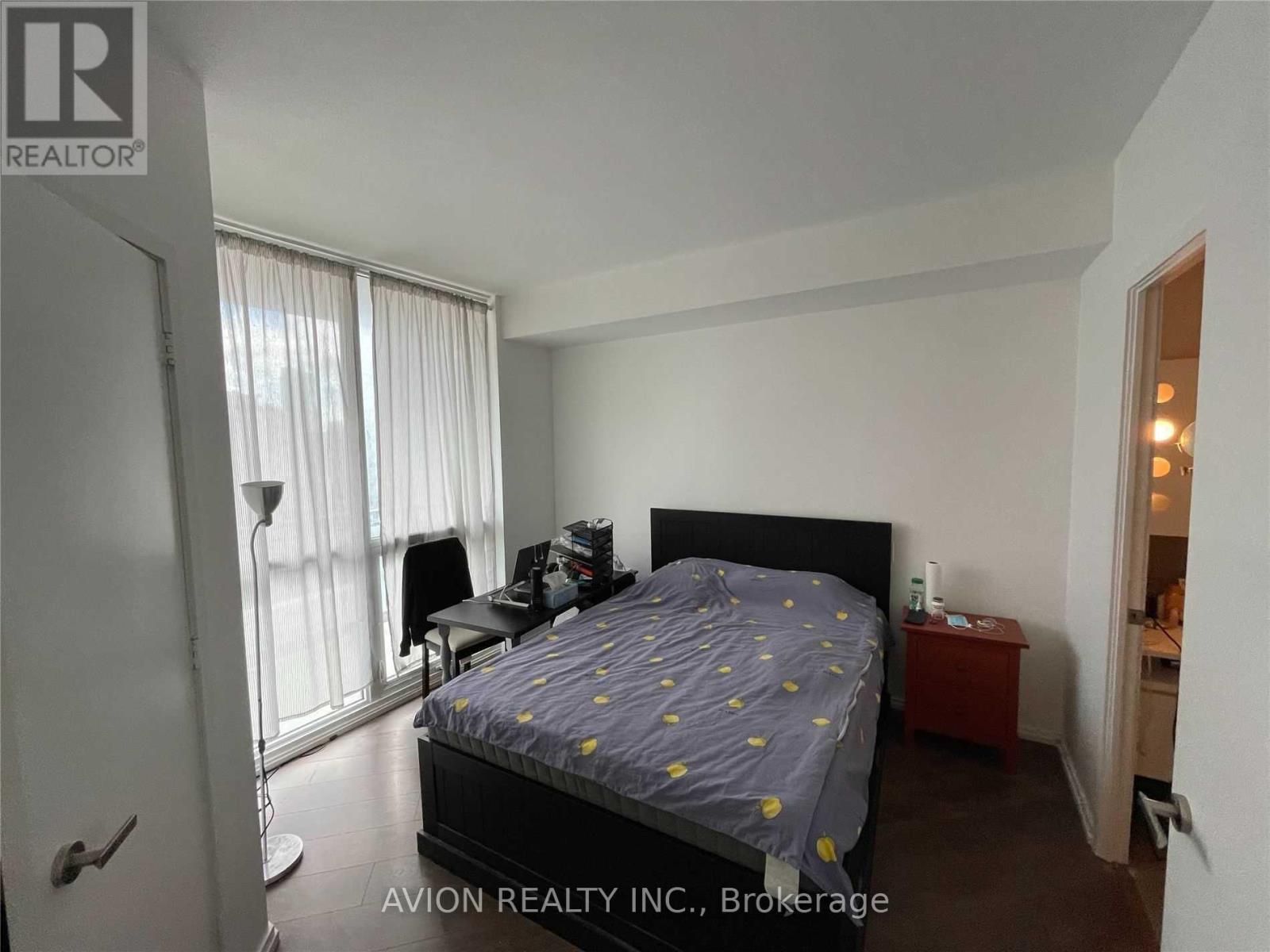 1010 - 45 Charles Street E, Toronto, Ontario  M4Y 1S2 - Photo 3 - C13231886