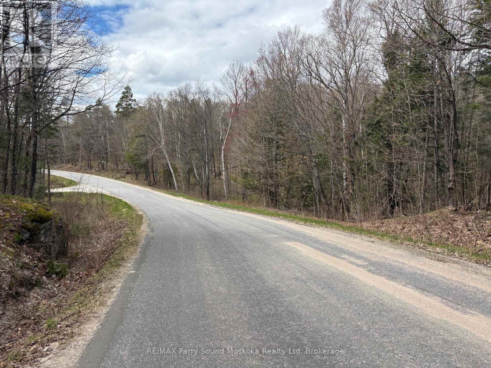0 Ahmic Lake Road, Magnetawan (Spence), Ontario  P0A 1P0 - Photo 10 - X13231888