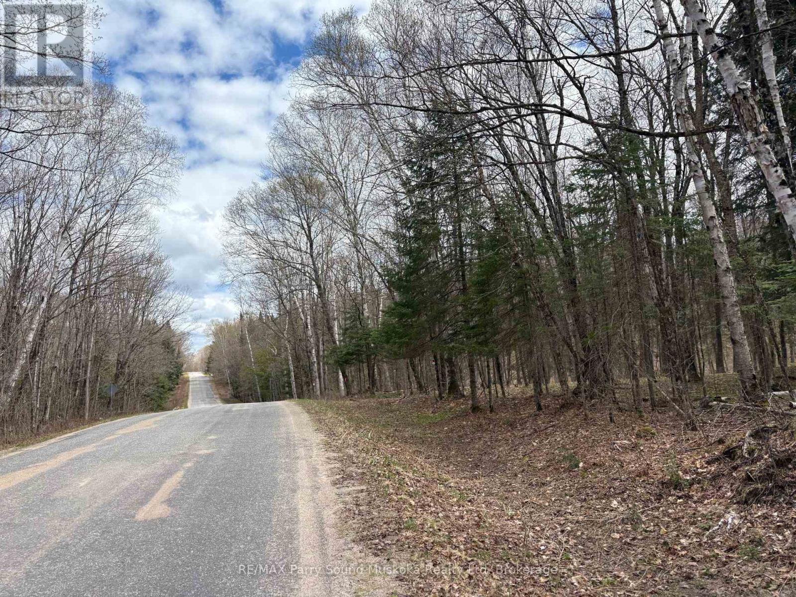 0 Ahmic Lake Road, Magnetawan (Spence), Ontario  P0A 1P0 - Photo 6 - X13231888
