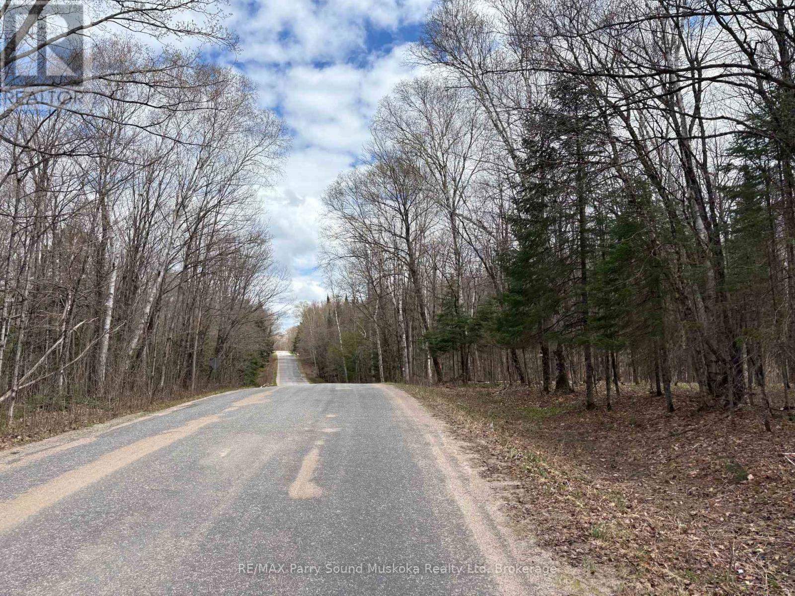 0 Ahmic Lake Road, Magnetawan (Spence), Ontario  P0A 1P0 - Photo 7 - X13231888
