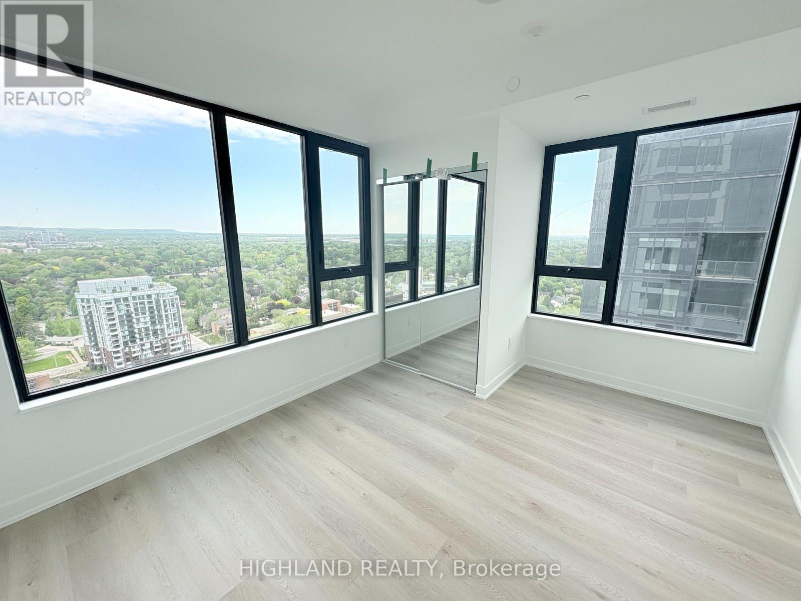 2402 - 2075 Lakeshore Road, Burlington, Ontario  L7R 0H3 - Photo 10 - W13231898