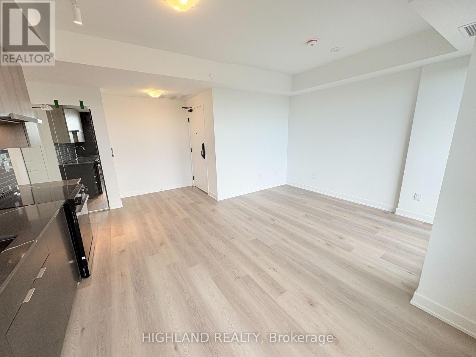 2402 - 2075 Lakeshore Road, Burlington, Ontario  L7R 0H3 - Photo 5 - W13231898