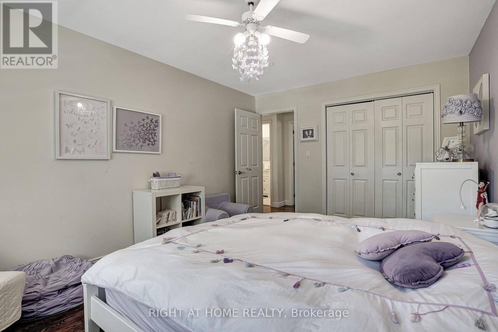 461 Lakeshore Road W, Oakville, Ontario  L6K 1G4 - Photo 24 - W13231902