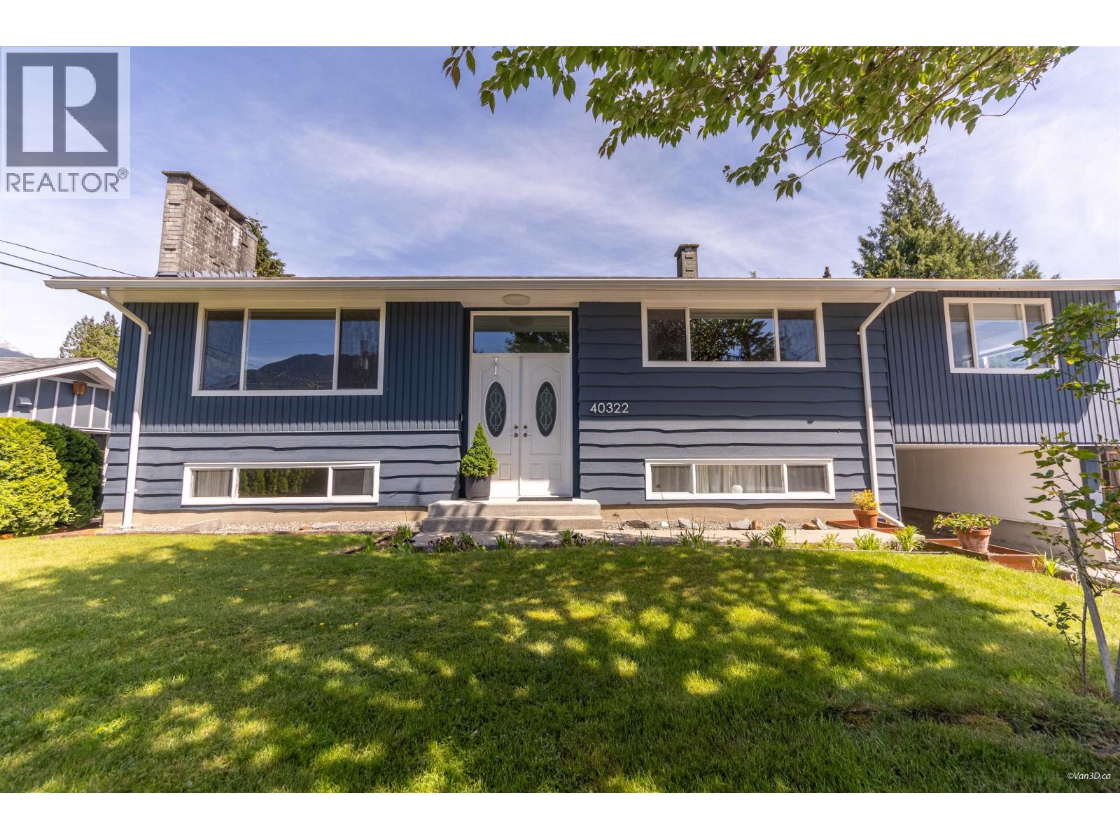 40322 DIAMOND HEAD ROAD, Squamish, British Columbia