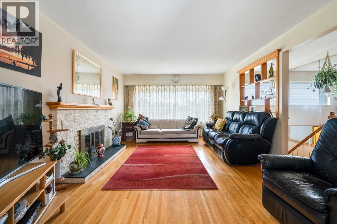10395 Aragon Road, Richmond, British Columbia  V7A 3E8 - Photo 4 - R3131157