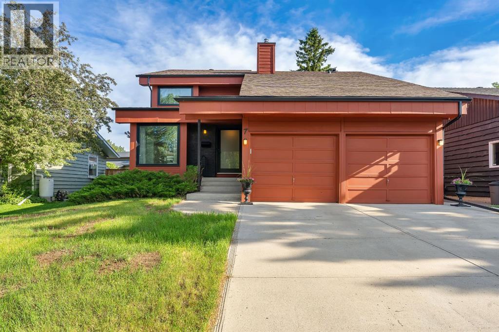 7 Deerwood Road Se, Calgary, Alberta  T2J 6L2 - Photo 1 - A2316466