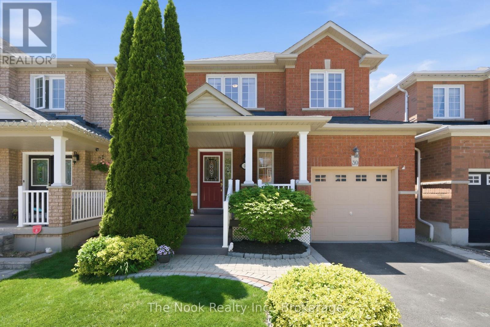 39 Rampart Crescent, Whitby (Williamsburg), Ontario  L1P 1T6 - Photo 1 - E13231956