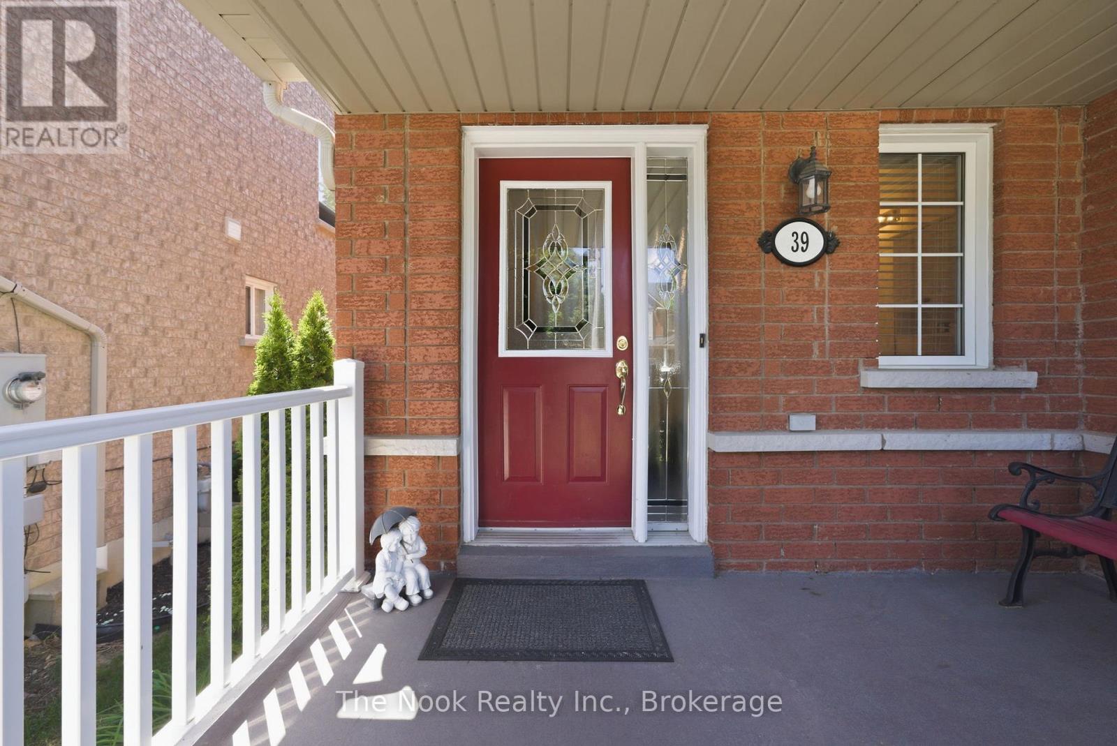 39 Rampart Crescent, Whitby (Williamsburg), Ontario  L1P 1T6 - Photo 5 - E13231956